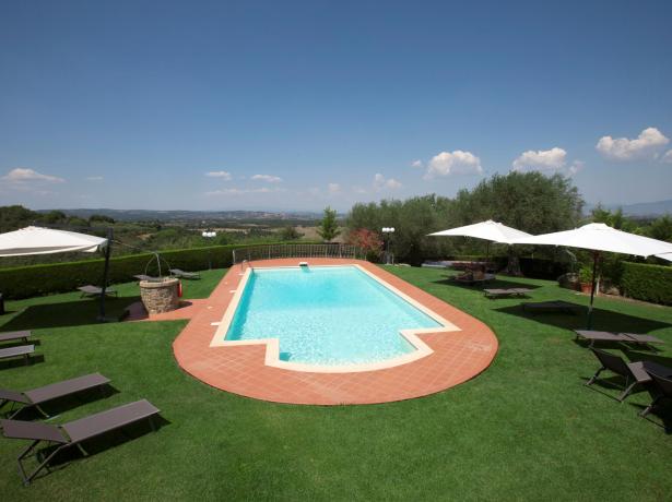 poggioparadisoresort it offerta-di-settembre-in-toscana-in-resort-tra-natura-spa-piscina 008